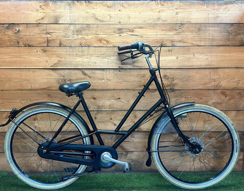 Azor Women's Bicycle 8v 28inch 57cm