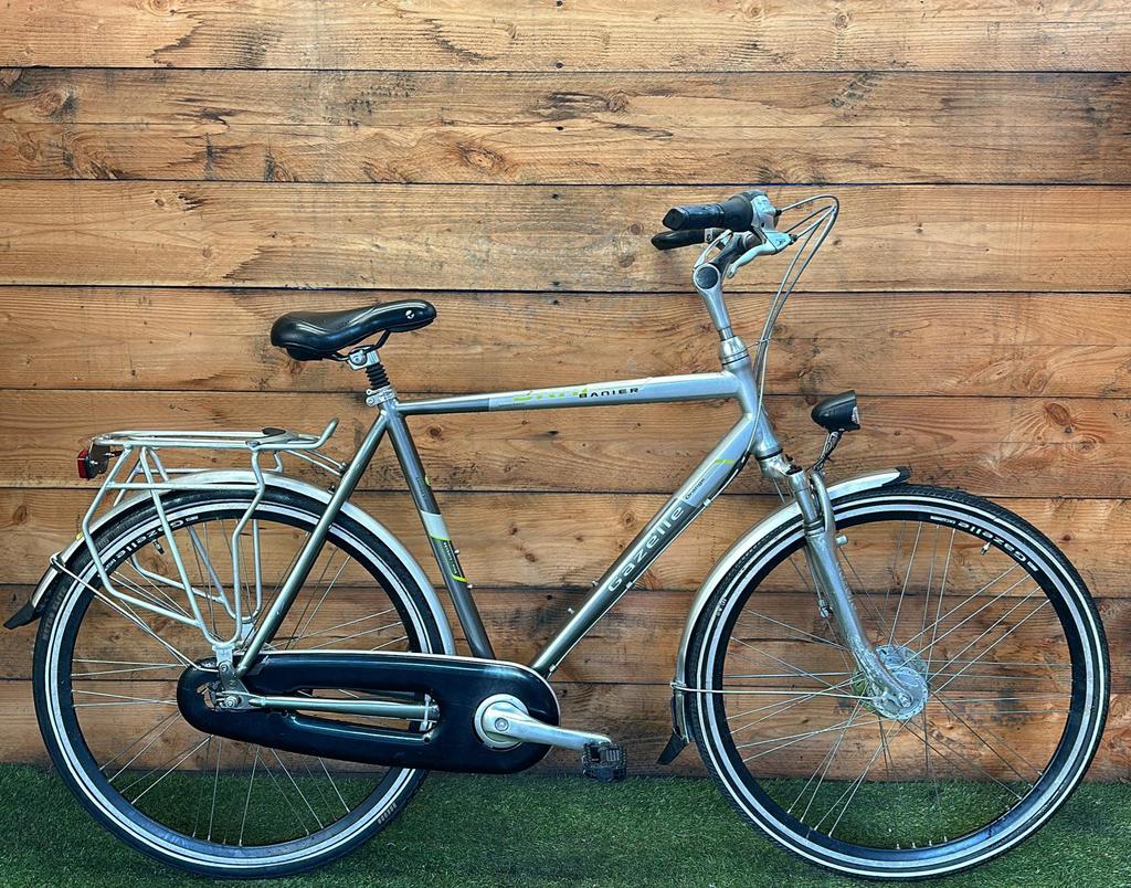 Gazelle Banier 8v 28inch 61cm