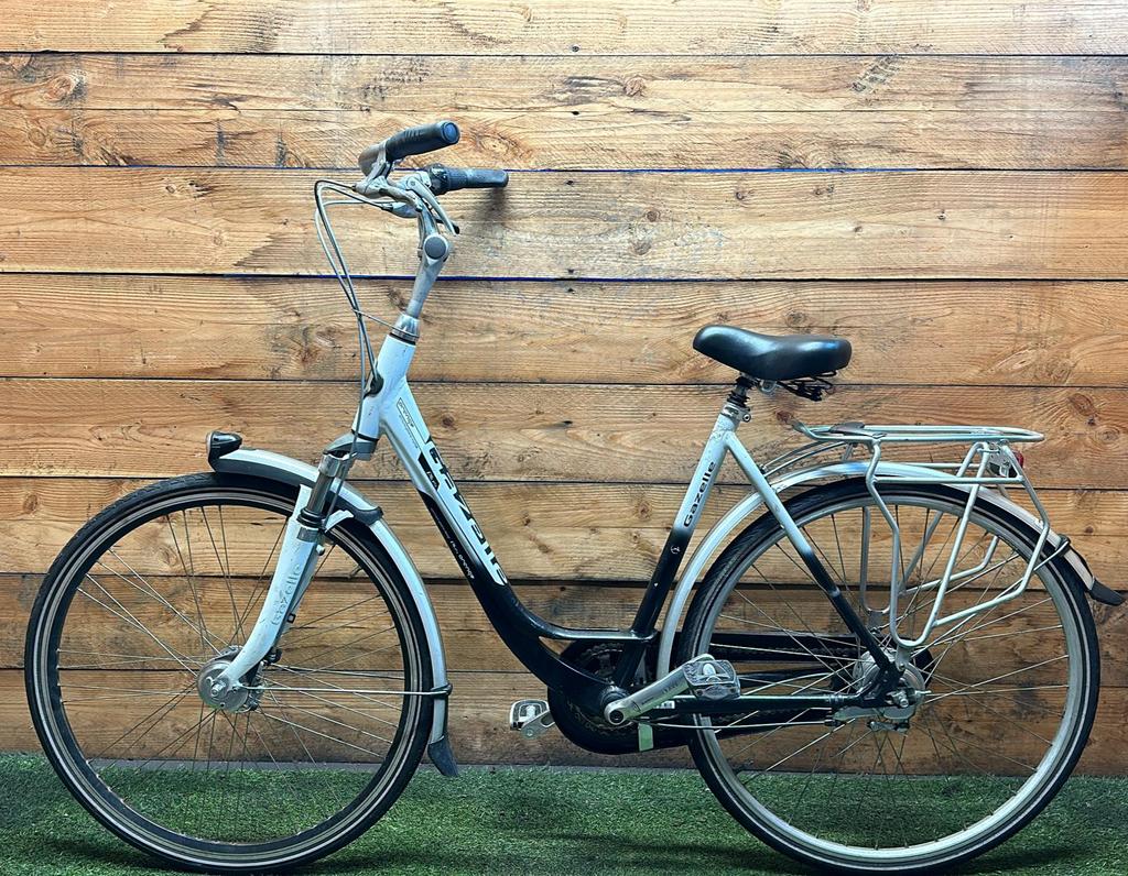 Gazelle Orange 7v 28inch 53cm