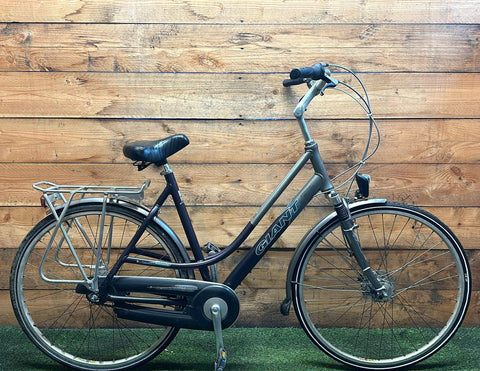 Giant Adelaide 7v 28inch 57cm