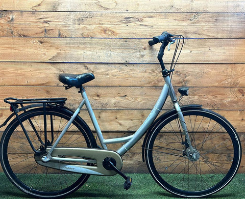 Giant Women's bicycle 3v 28inch 57cm