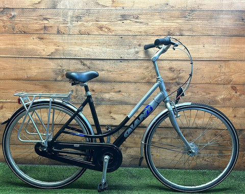 Giant Melbourne 7v 28inch 50cm