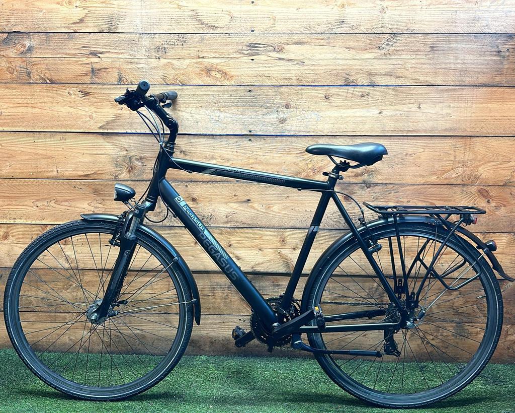 Pegasus Piazza 21v 28inch 61cm